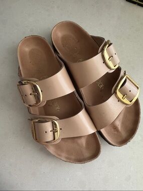 Birkenstock Arizona Big Buckle Sandals in Beige with Gold Buckles